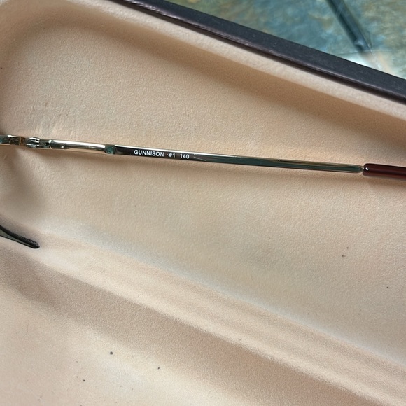 BNWT SILVER DOLLAR DURANGO SERIES “GUNNISON” GOLD FRAME AVIATOR  SUNGLASSES - Picture 6 of 7